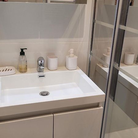 Studio Cannes Luaran gambar